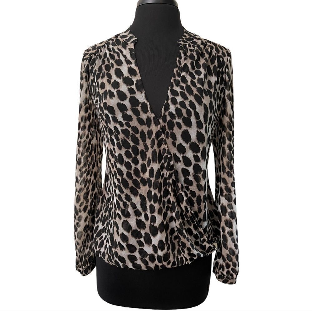 Moda International Animal Print Long Sleeve Surplice Top Sz M